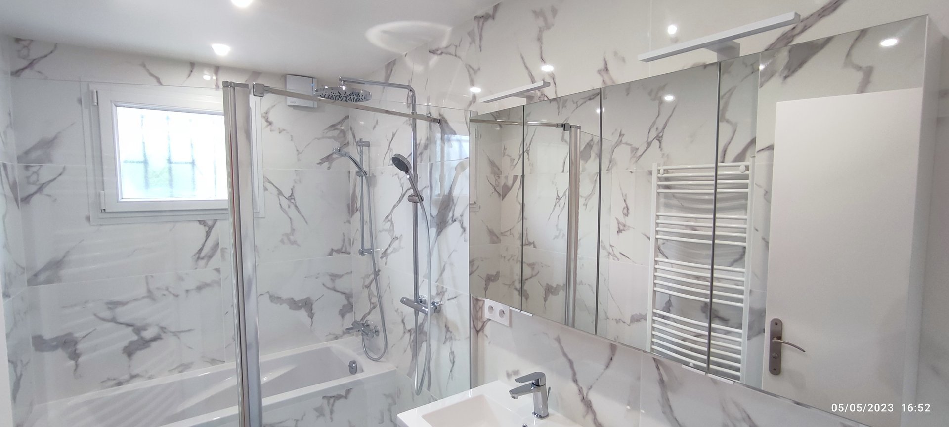 Salle de bain clé en main